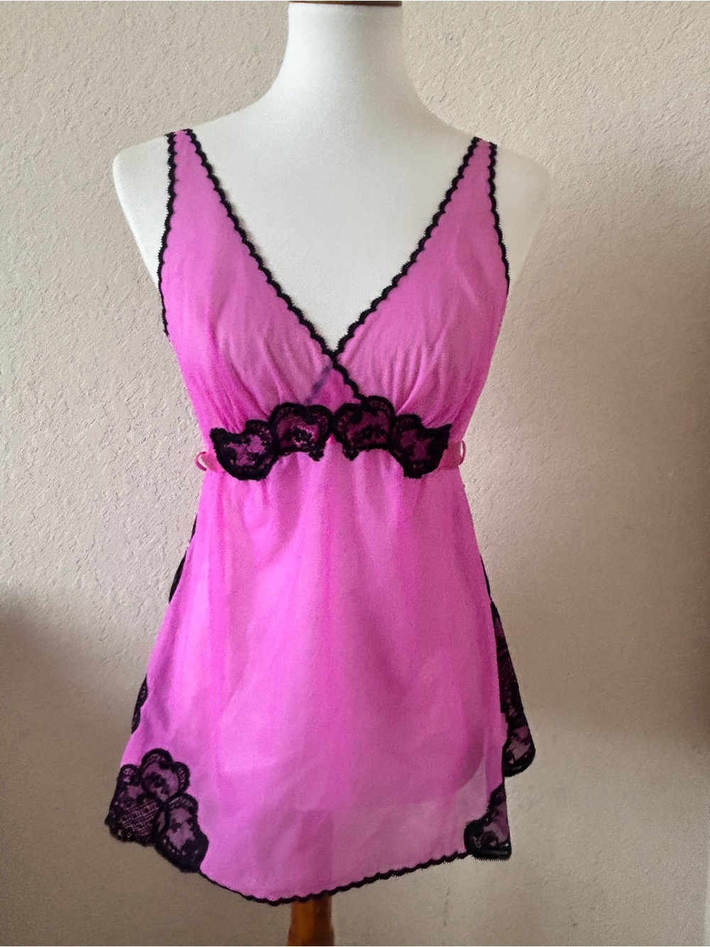 Vintage Vassarette Pink babydoll Y2K cami layering semi sheer black lace trim M - Picture 2 of 6